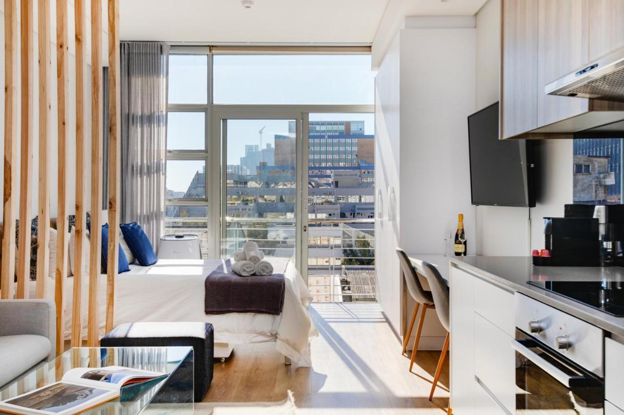 Backup-Powered Trendy Ny City Apartment At Table Mountain Kapstaden Exteriör bild